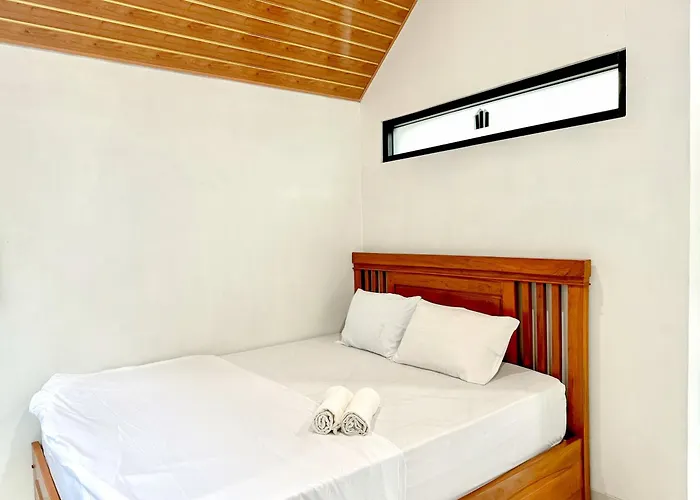 Diyanis Glamping Sekipan Tawangmangu Mitra Reddoorz Hotel